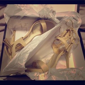 Bebe heels/ color NAT/ size 7. Used only once!